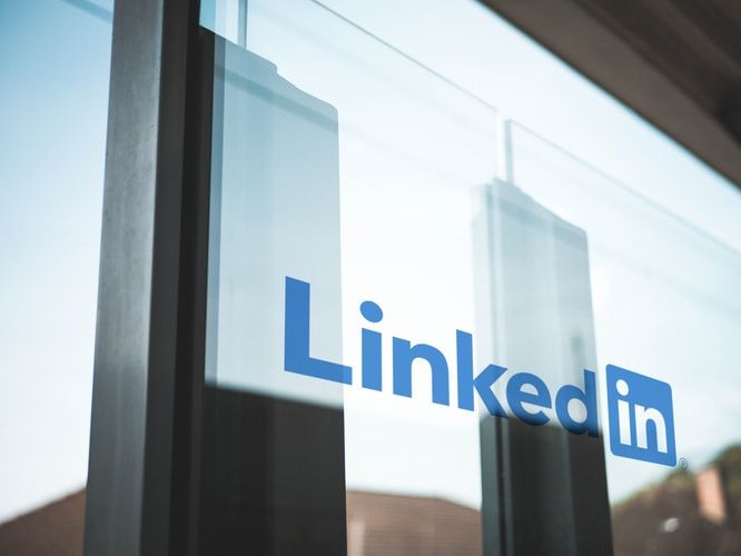 Everything you need to consider about LinkedIn sponsored content ads and lead gen forms